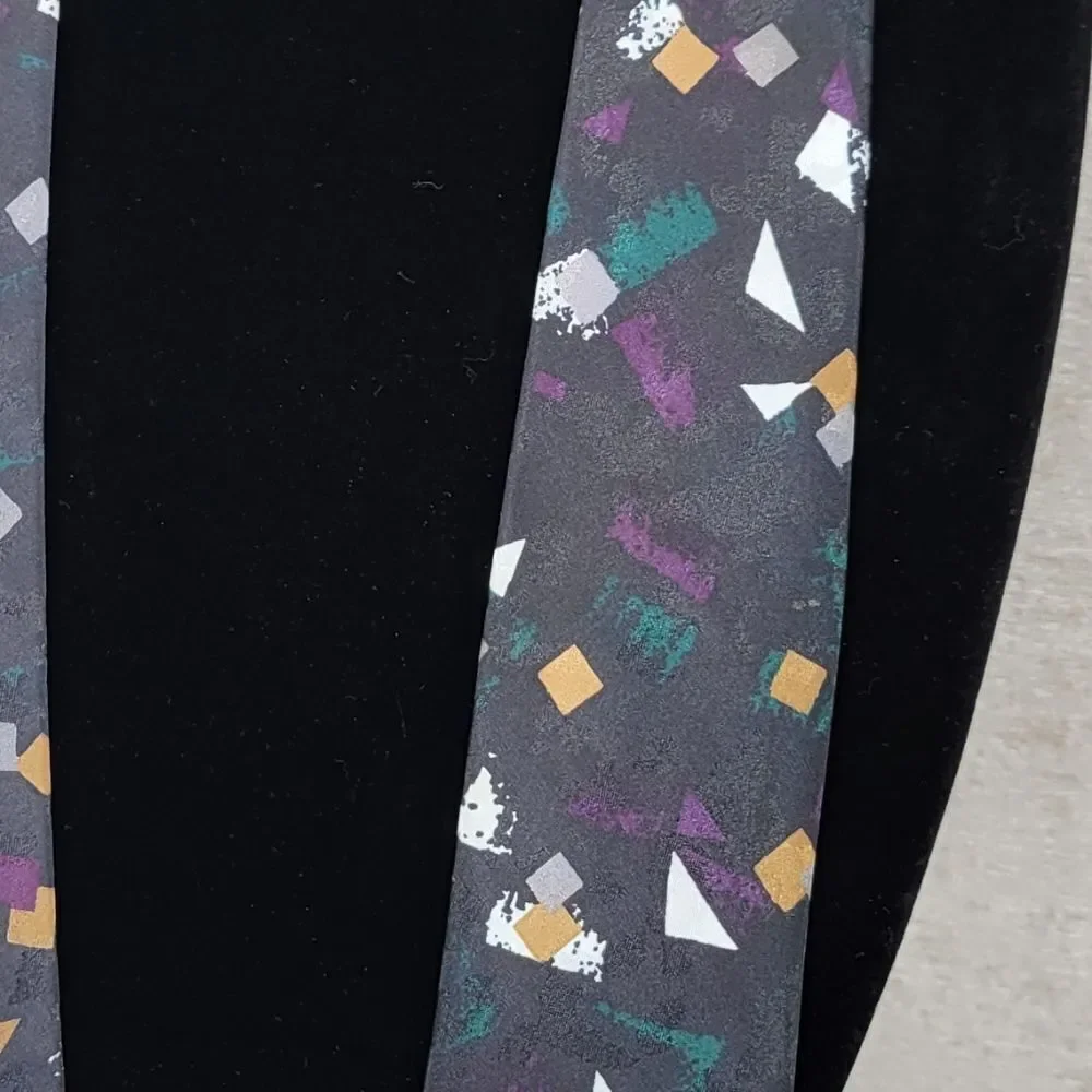Corner Stone Vintage Geometric Patterned Tie Boys Or Youth